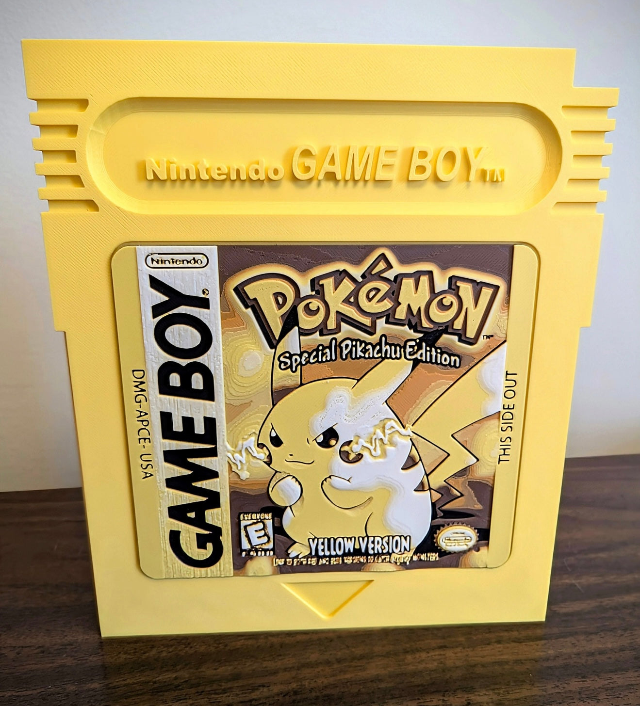 GIANT GAMEBOY CARTRIDGE - YELLOW (LIMITED EDITION 3D)